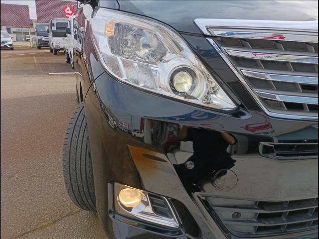 Alphard Hybrid