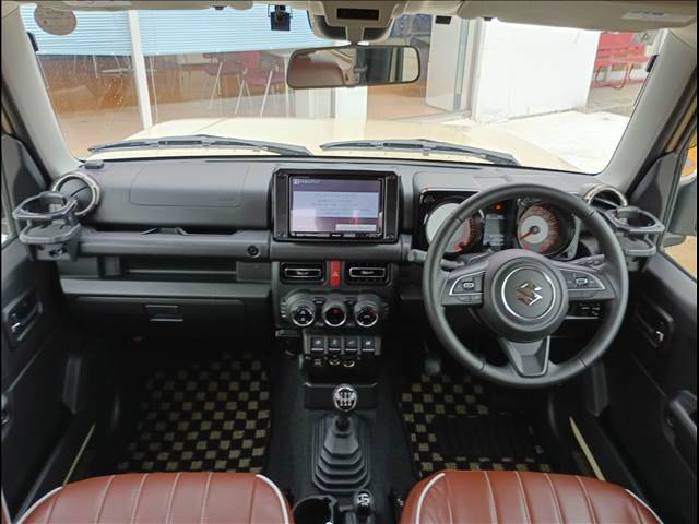 Jimny Sierra