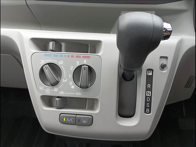 ミライース