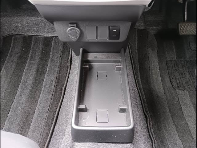 ミライース