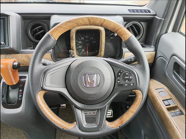 N-VAN