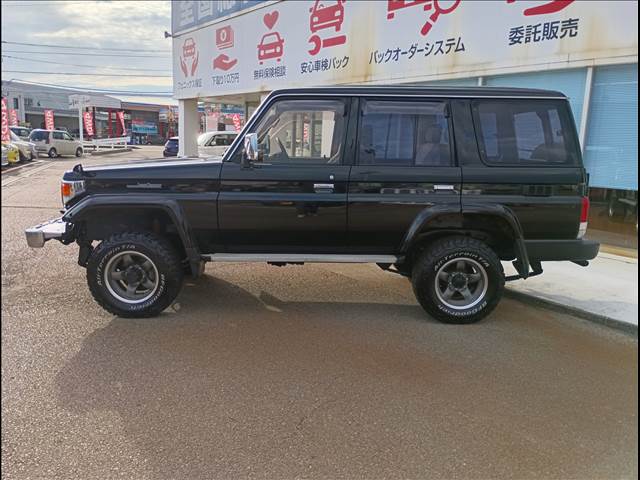 Land Cruiser 70 Series