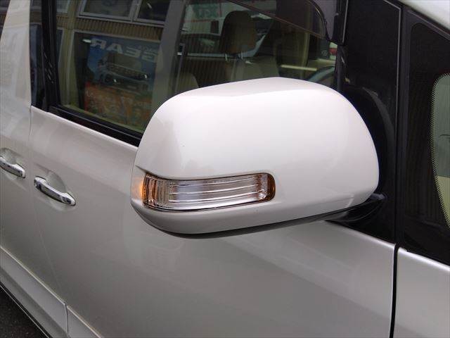 Vellfire Hybrid