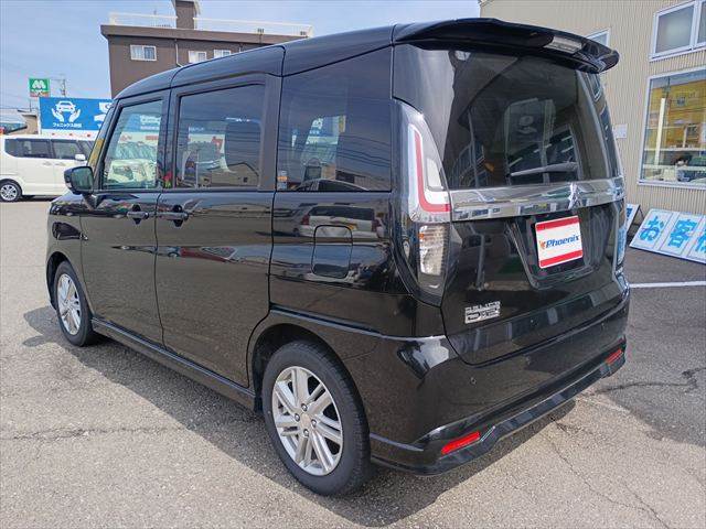 Delica D2