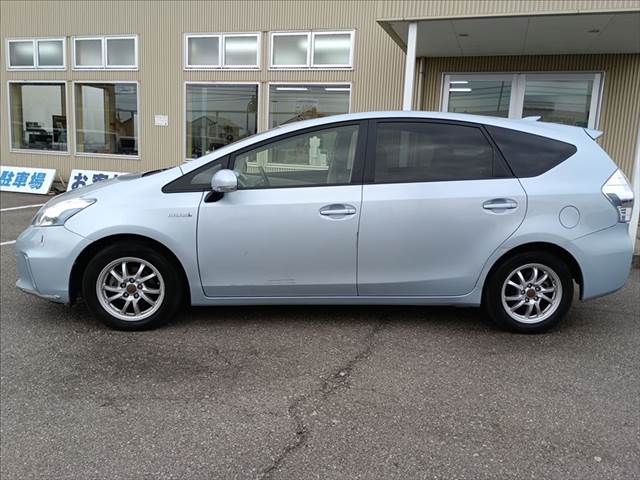Prius Alpha