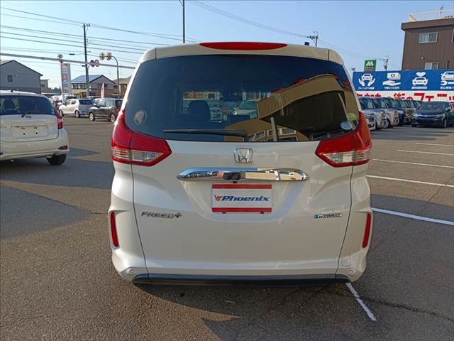 フリード+ハイブリッド