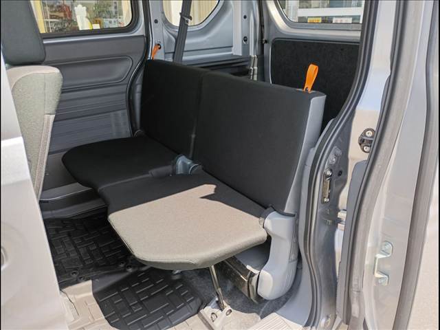 N-VAN