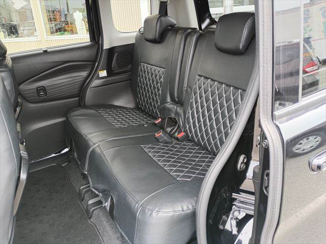 Delica D2