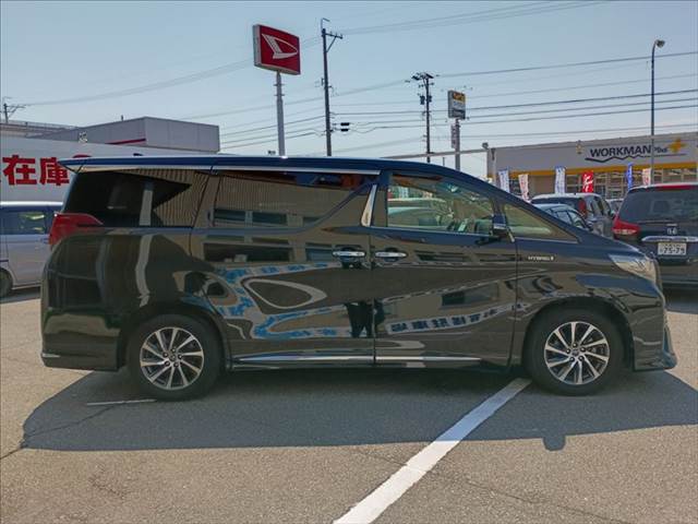 Alphard Hybrid