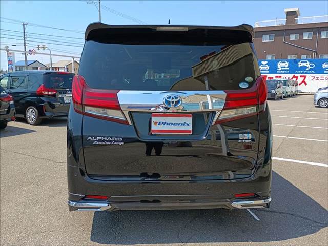 Alphard Hybrid