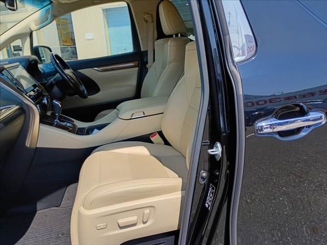 Alphard Hybrid