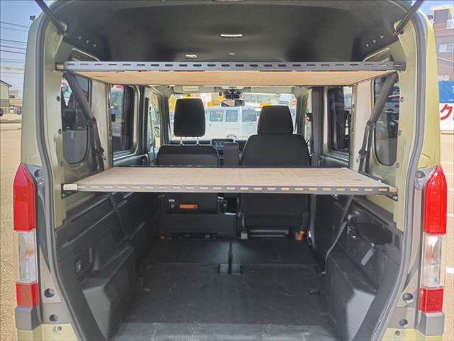 N-VAN
