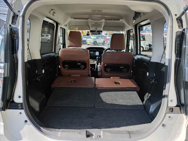 Delica D2