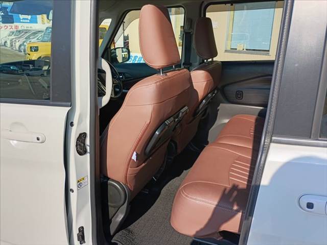 Delica D2