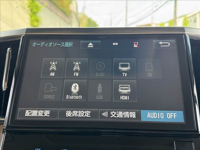 Alphard Hybrid