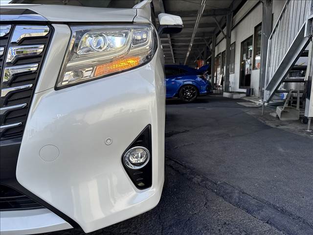 Alphard Hybrid
