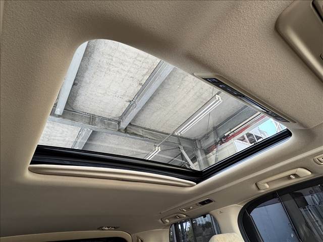 Alphard Hybrid