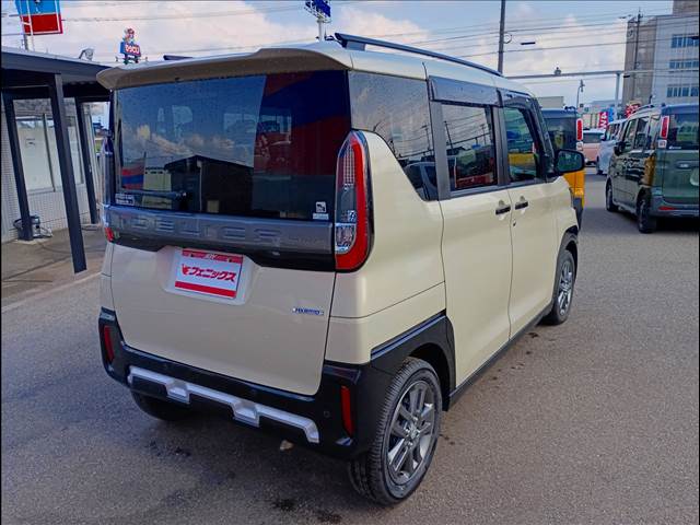 Delica Mini