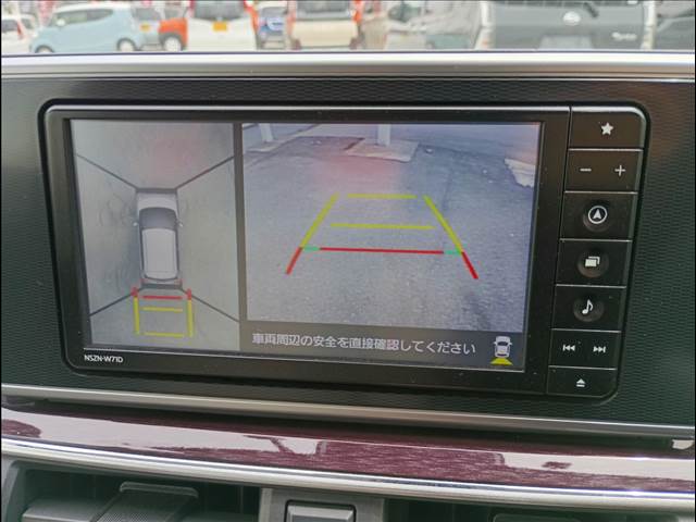 キャスト