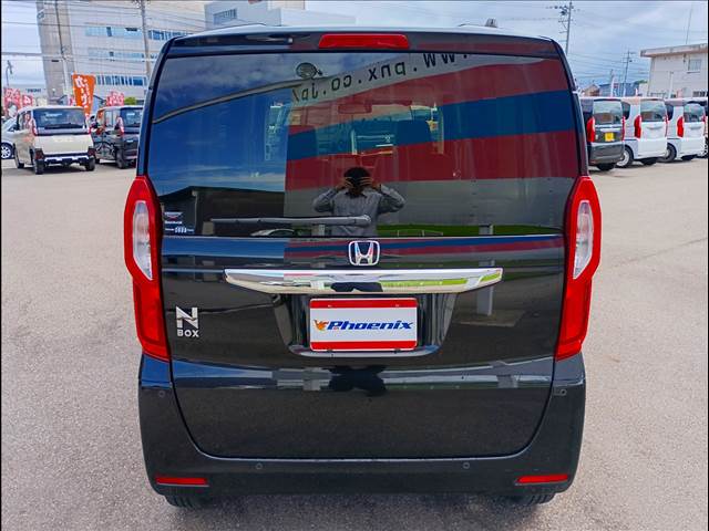 N-BOX