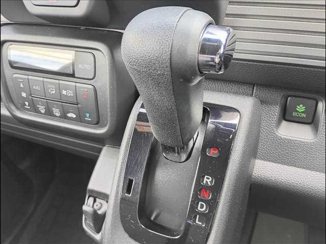 N-VAN