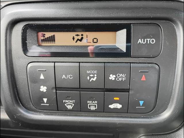 N-VAN