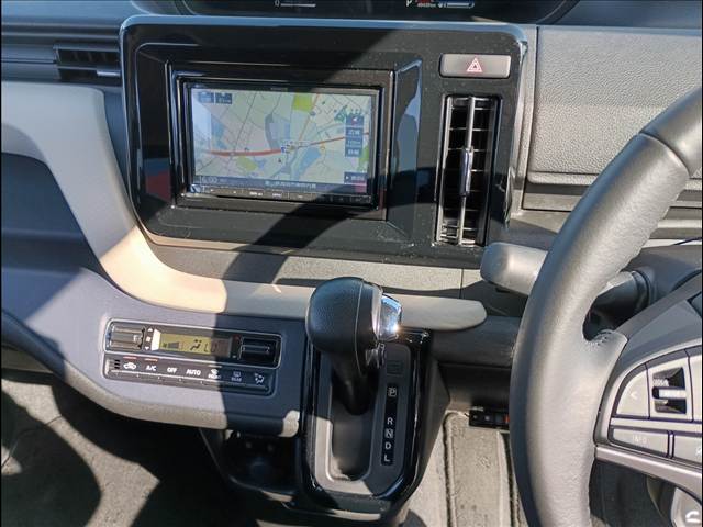 Delica D2