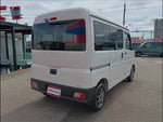 Pixis Van