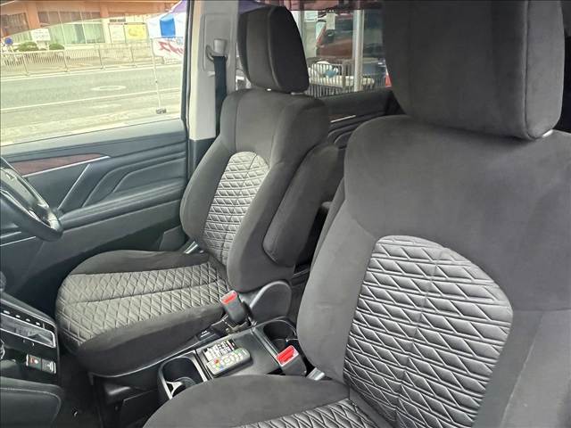 Delica D5