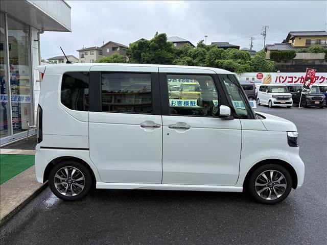 N-BOX