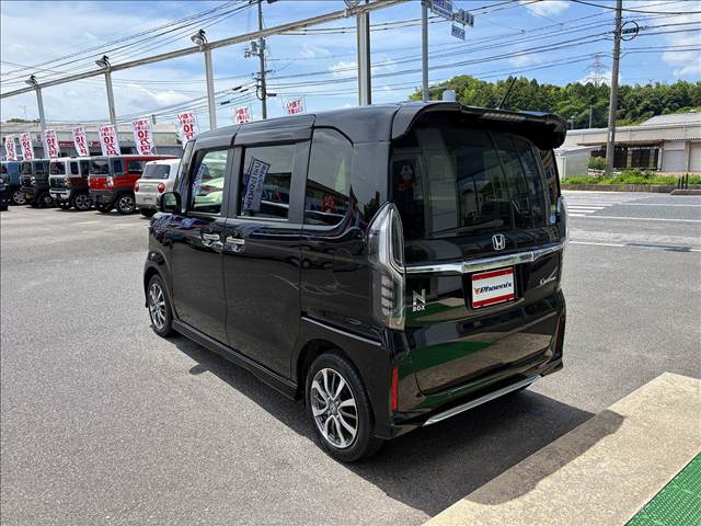 N-BOX