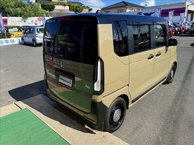 N-BOX