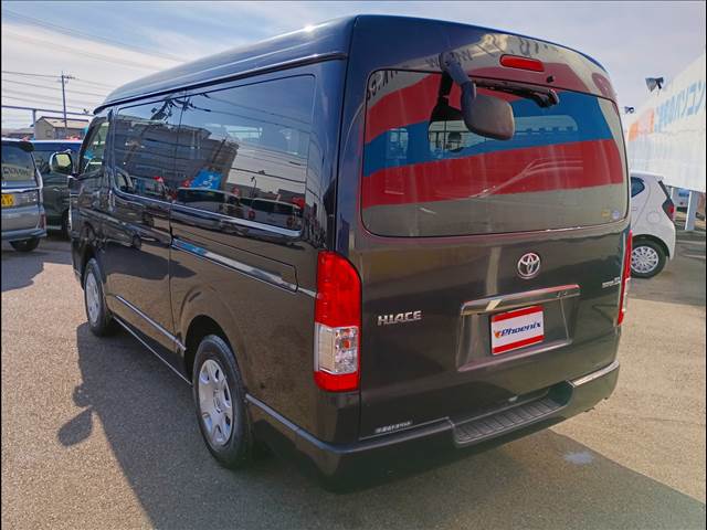 Hiace Van