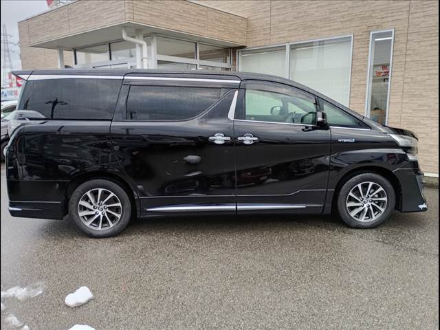 Vellfire Hybrid