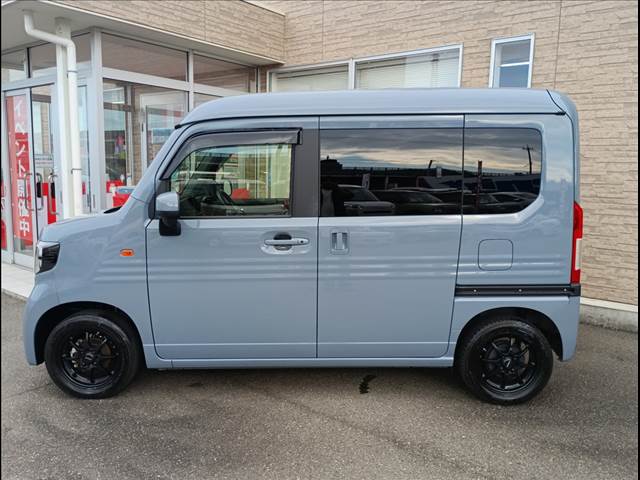 N-VAN