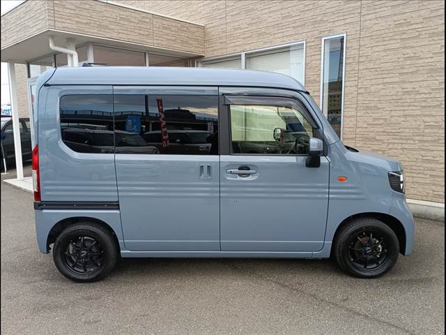 N-VAN
