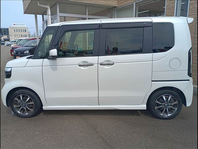 N-BOX