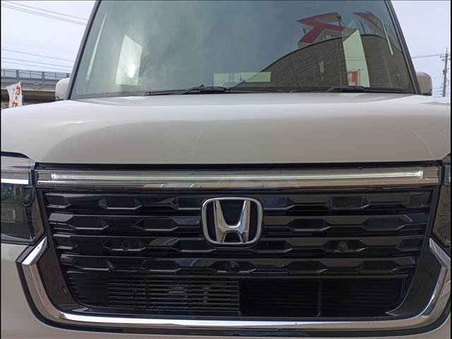 N-BOX