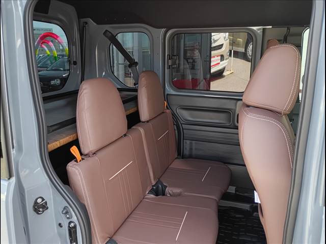 N-VAN