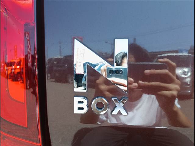 N-BOX