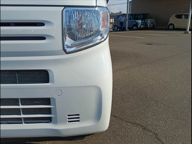 N-VAN