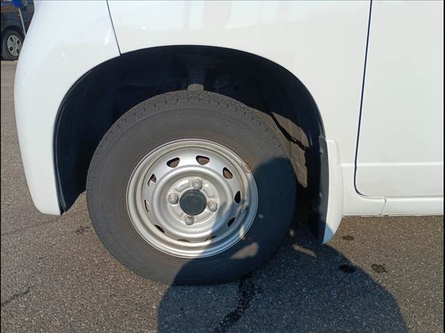 N-VAN