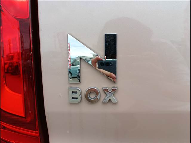 N-BOX