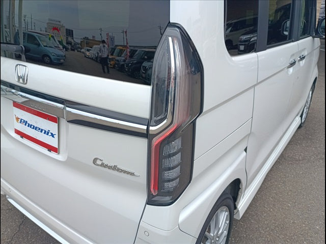 N-BOX
