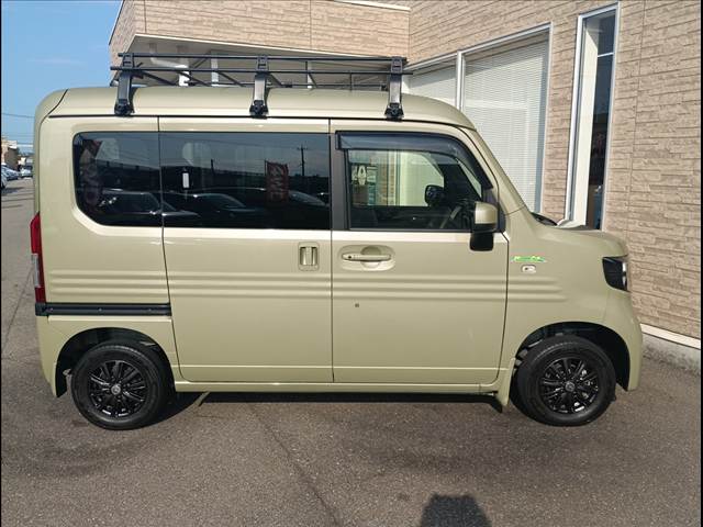 N-VAN