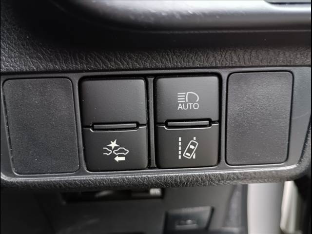 Corolla Fielder Hybrid