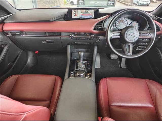 MAZDA3 FASTBACK