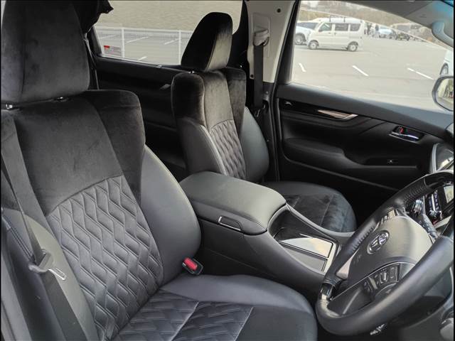 Vellfire Hybrid