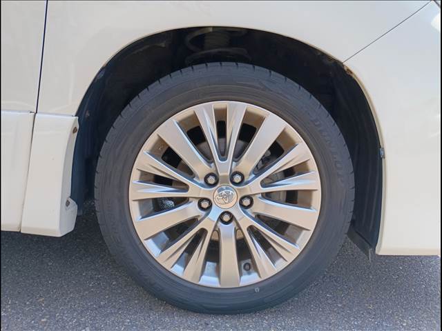 Alphard (20 Series)