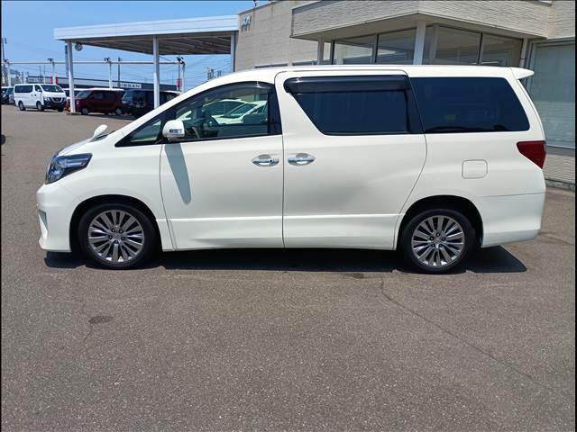 Alphard (20 Series)